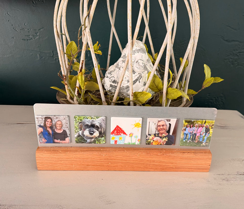Memory Magnet Display Stand